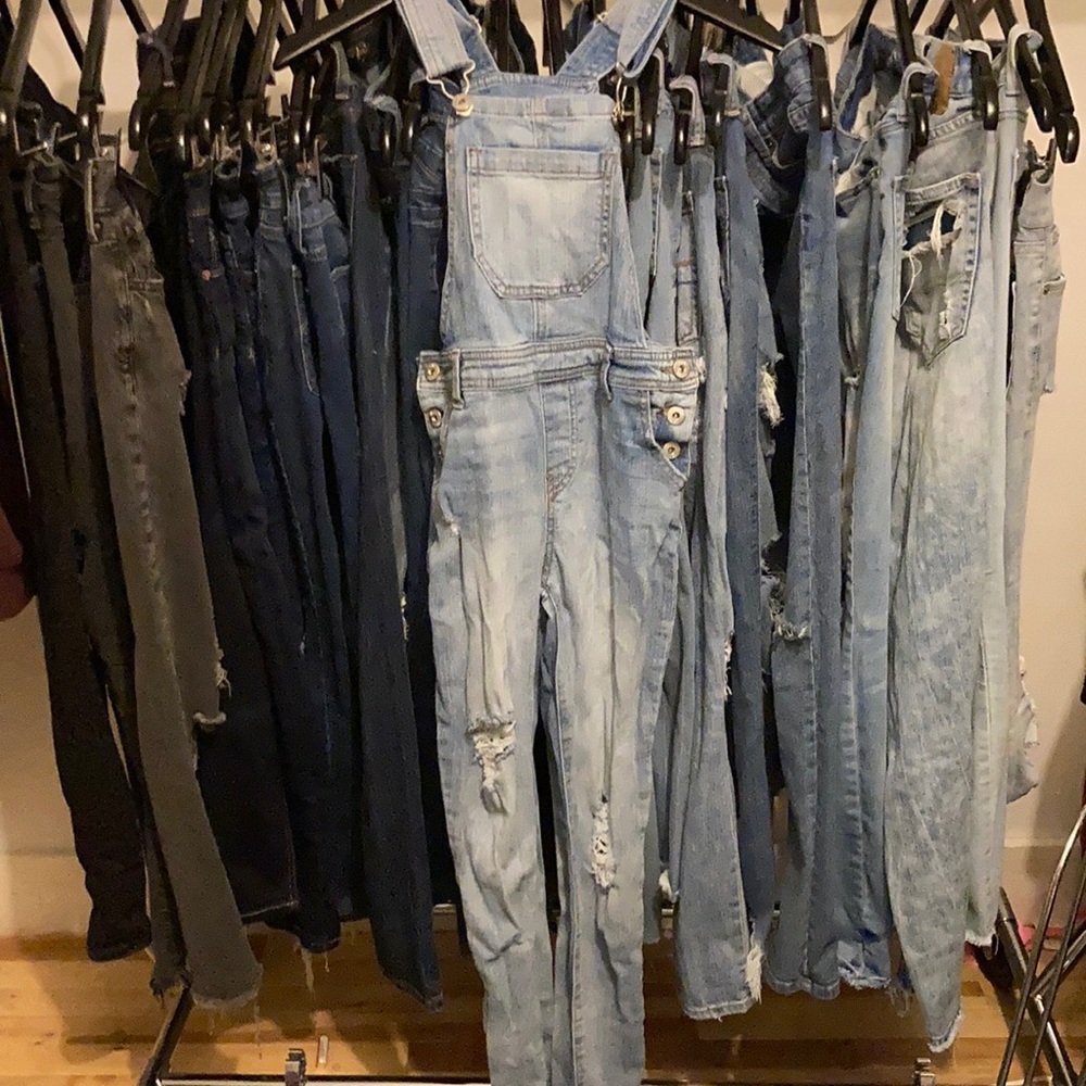 True craft light wash overalls size one